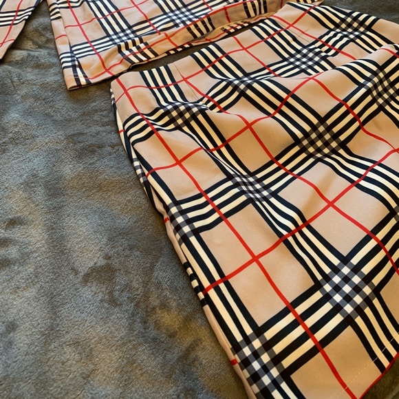 BRAND NEW Burberry print set - Picture 2 of 4